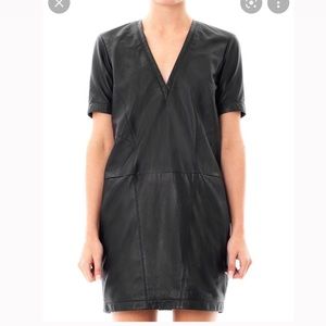 Helmut Lang Black Leather Short Sleeve V-
neck Dress